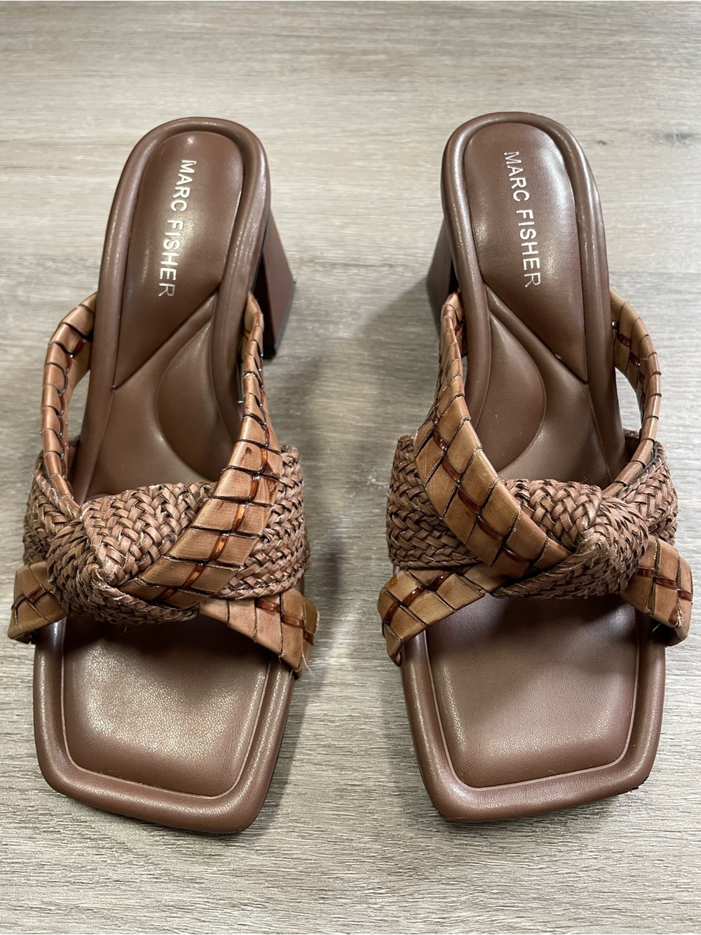 Marc Fisher MFMACKI Woven Block Heel Mule Sandals Brown Square Toe 6.5 M